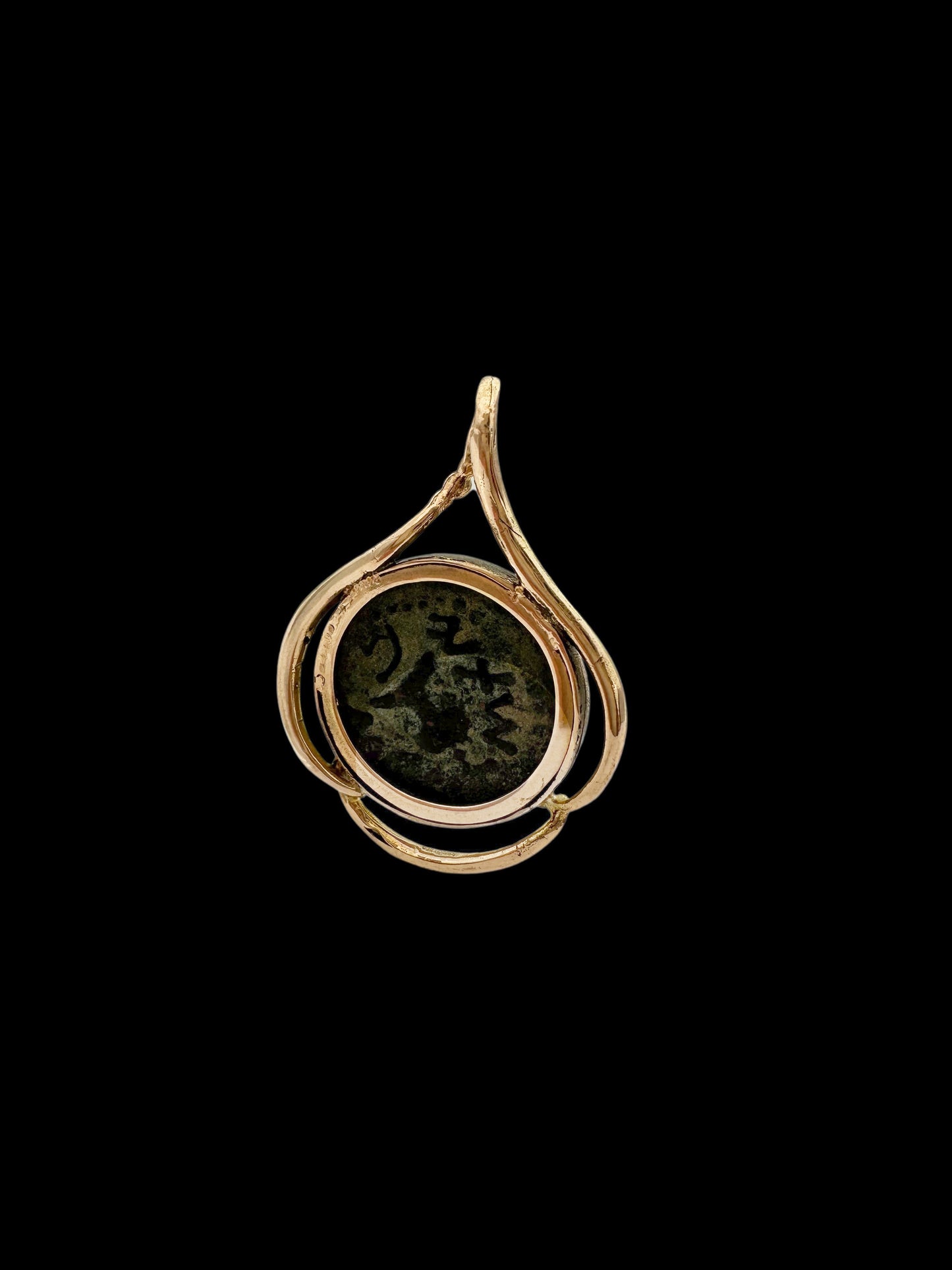 Ancient Jewish Freedom of Zion Masada Coin Set in 14K Gold Stylish Pendant