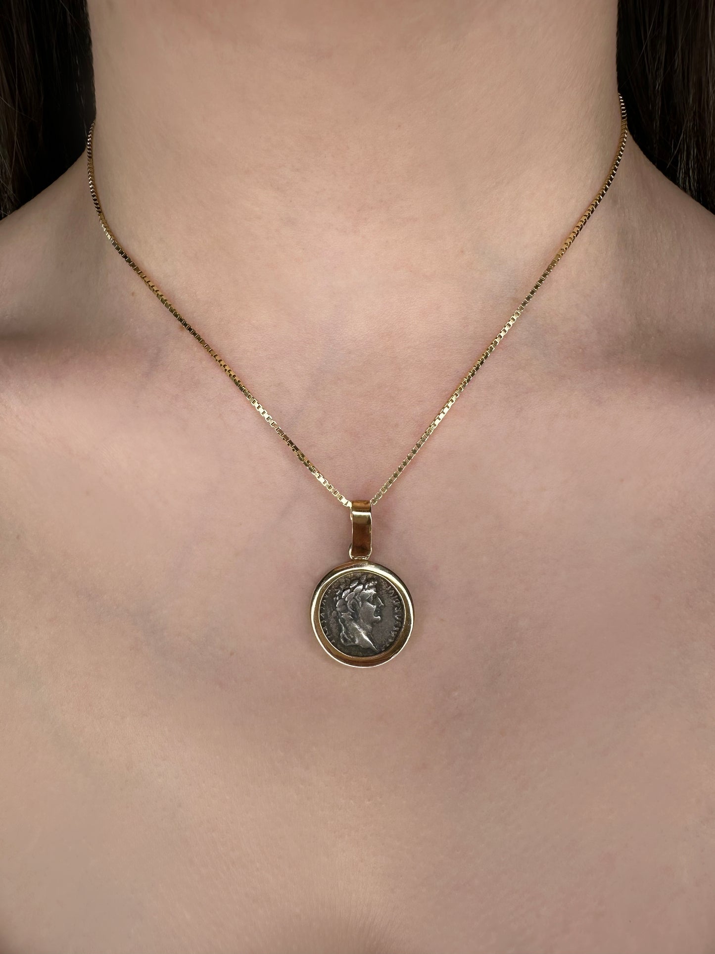 Ancient Silver Tiberius Denarius Tribute Penny Time of Jesus Coin Set in 14K Gold Pendant