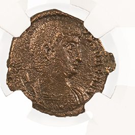 Roman bronze of Magnus Decentius (350-353) NGC(VF)